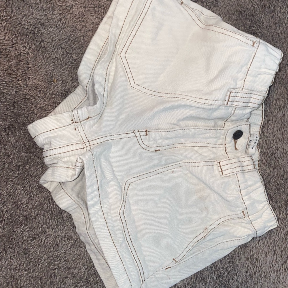 White with being accents pac sun xs shorts